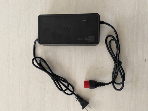 電動(dòng)自行車(chē)充電器